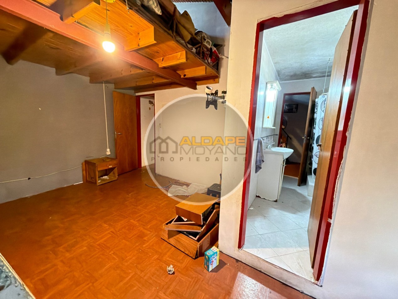 Se Vende Casa, ideal multi familiar (a remodelar)