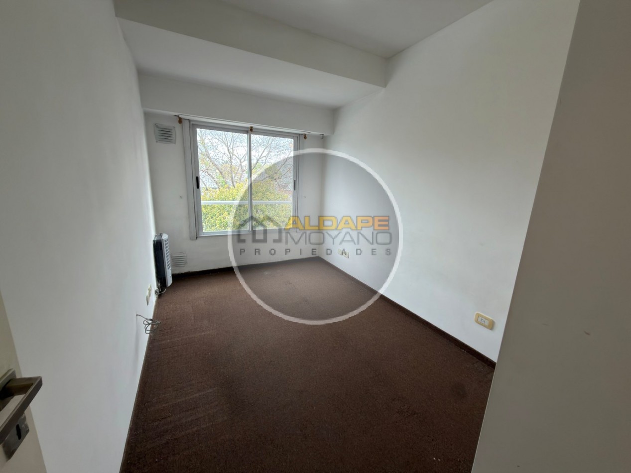 Se vende departamento tres amb, con cochera (Villa Lugano) apto credito