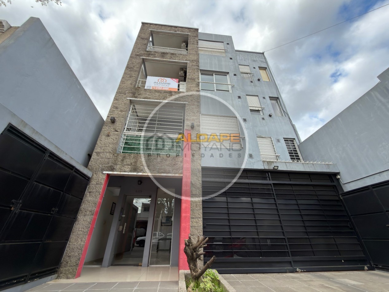 Se vende departamento tres amb, con cochera (Villa Lugano) apto credito
