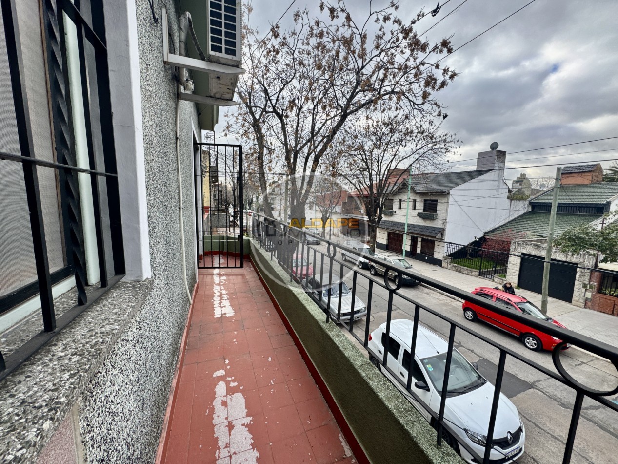 Se vende PH tres ambientes. Villa Lugano, CABA.