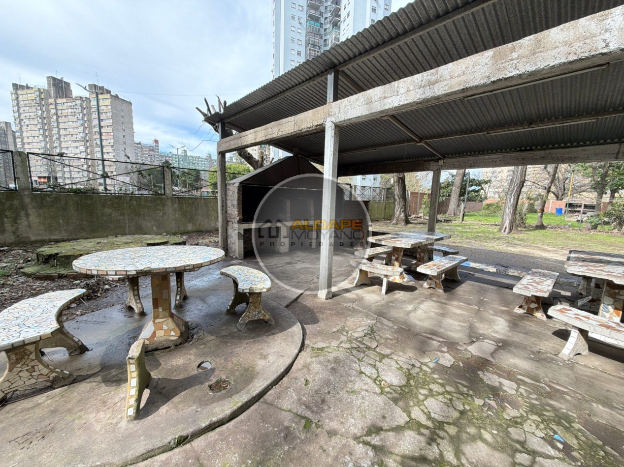 Se vende departamento tres amb. Edificio 2. Lugano 1 y 2