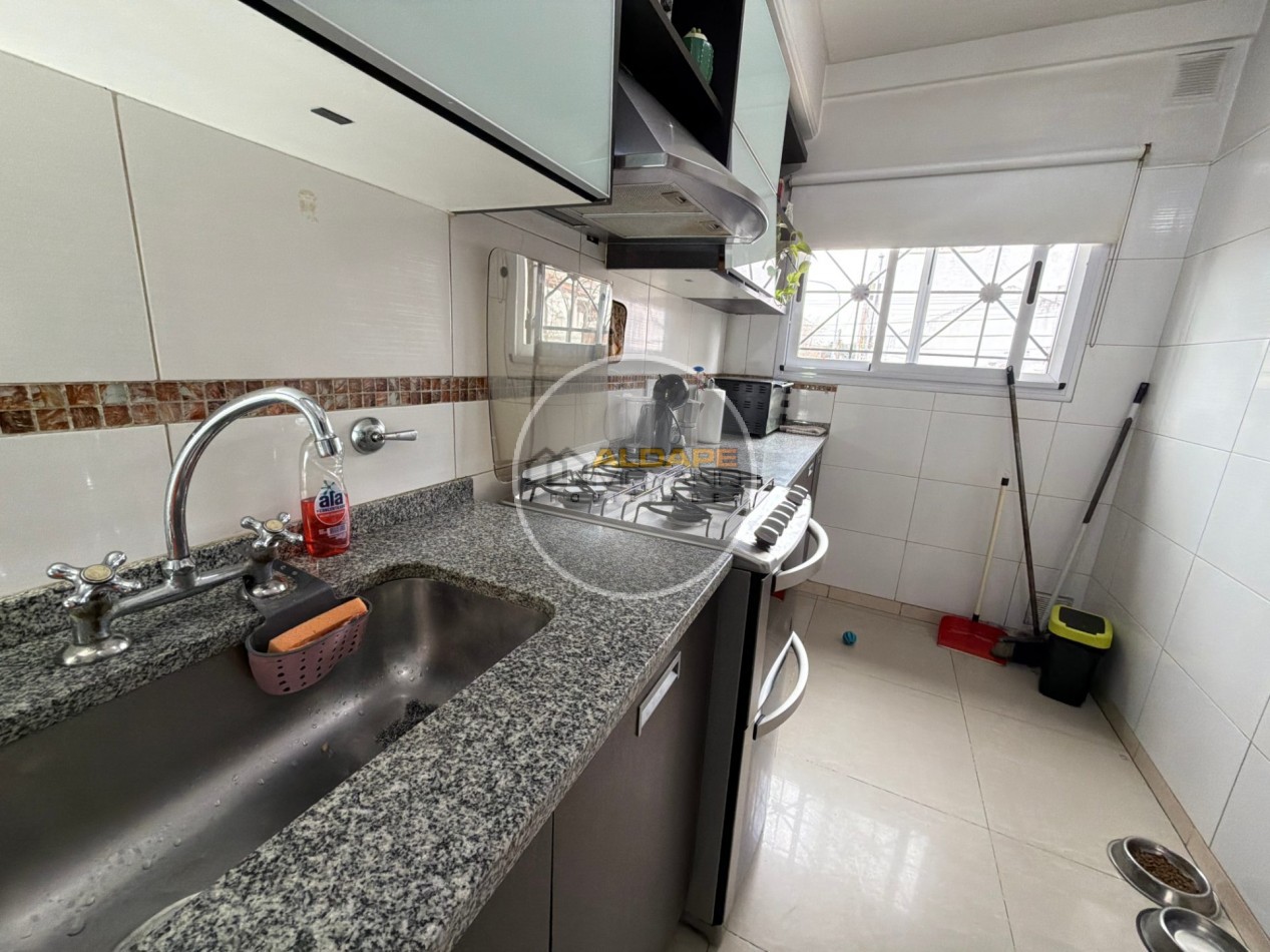 Se Vende PH, tres ambientes, con cochera (Liniers) Excelente