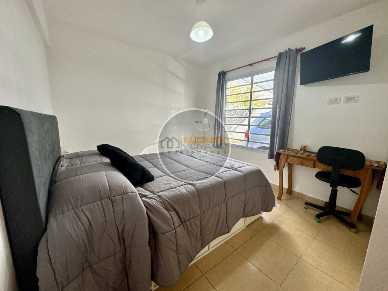 Se vende departamento dos ambientes con cochera (planta baja con cochera)