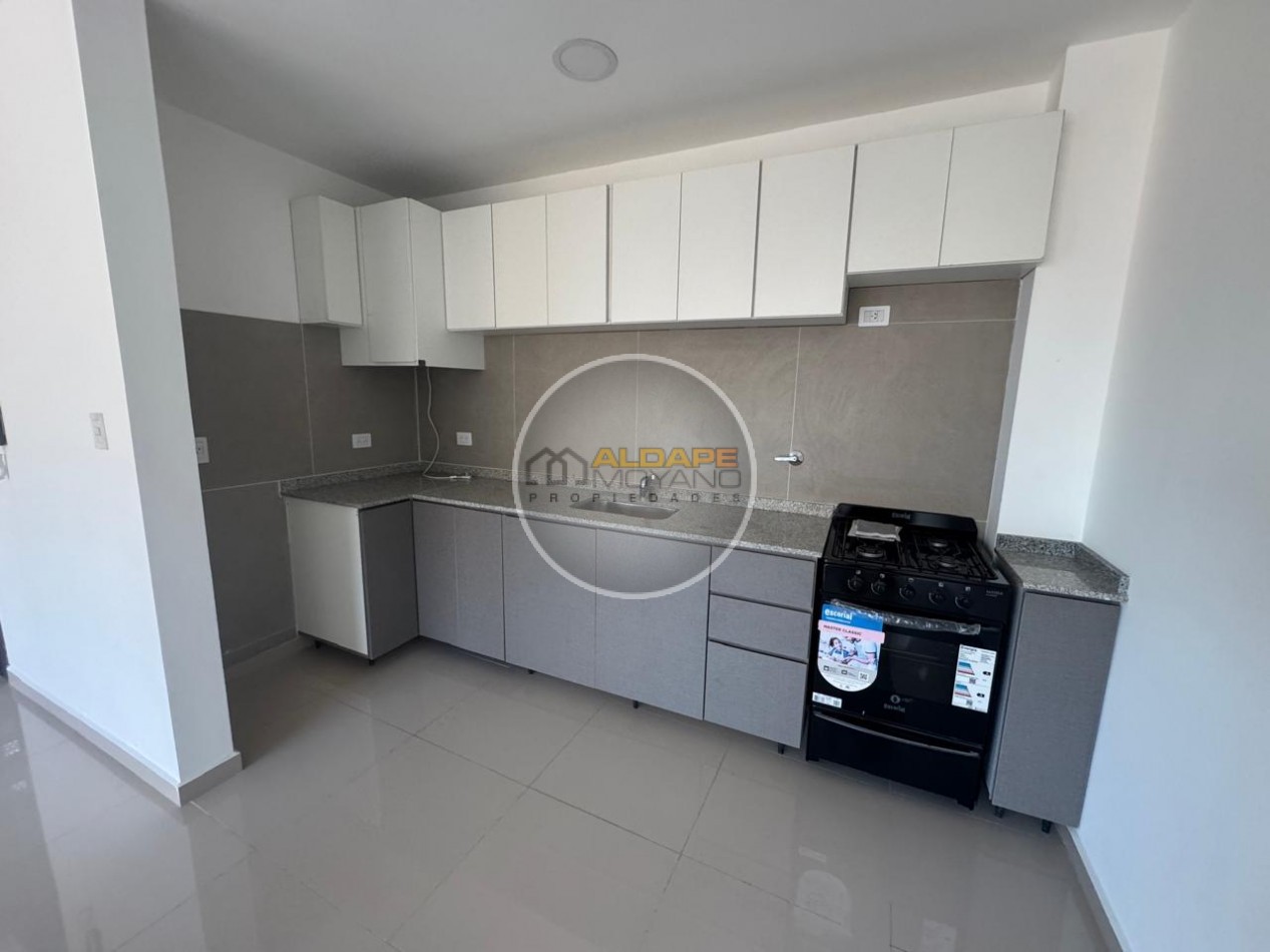 Se Alquila dos amb, 3to piso, frente (Villa Lugano)