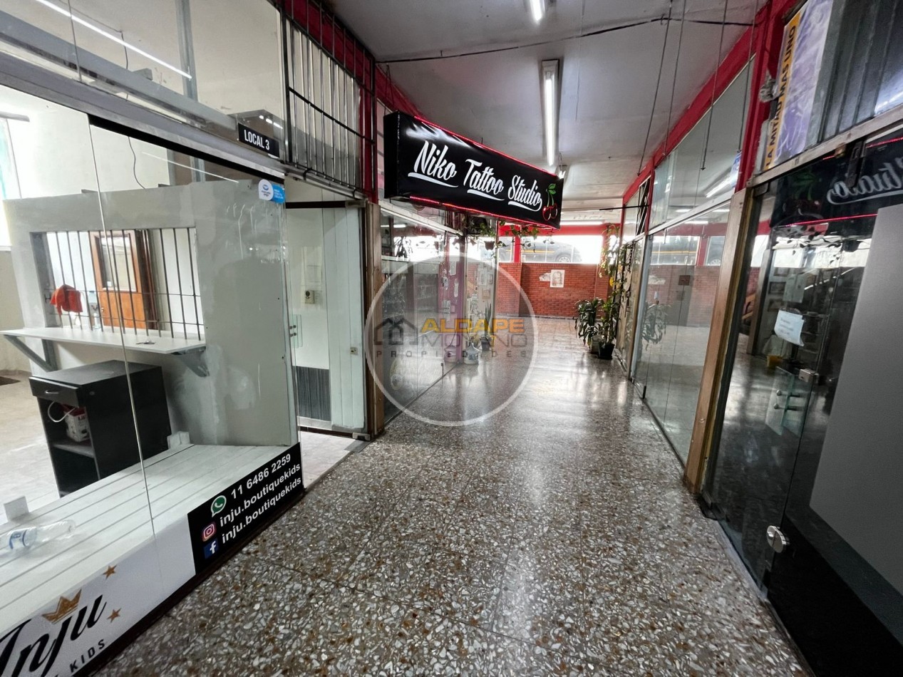 Se Alquila Local Comercial (Galeria Chilavert)