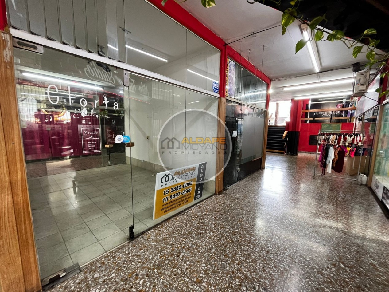 Se Alquila Local Comercial (Galeria Chilavert)