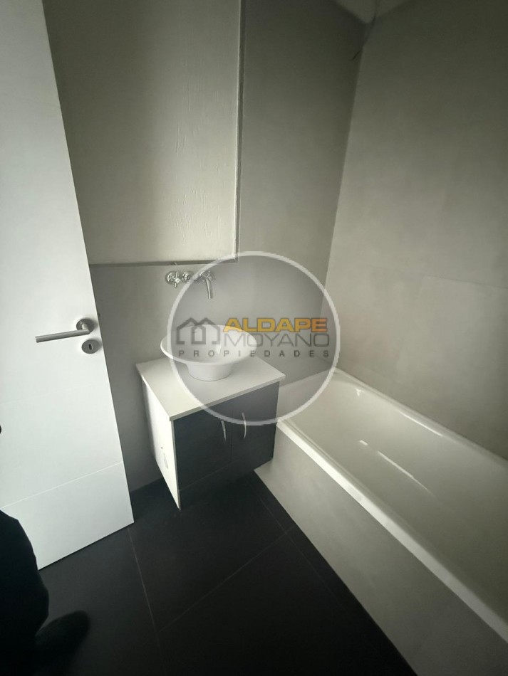 Alquiler Departamento dos amb, con cochera, amenities (Canning Center)