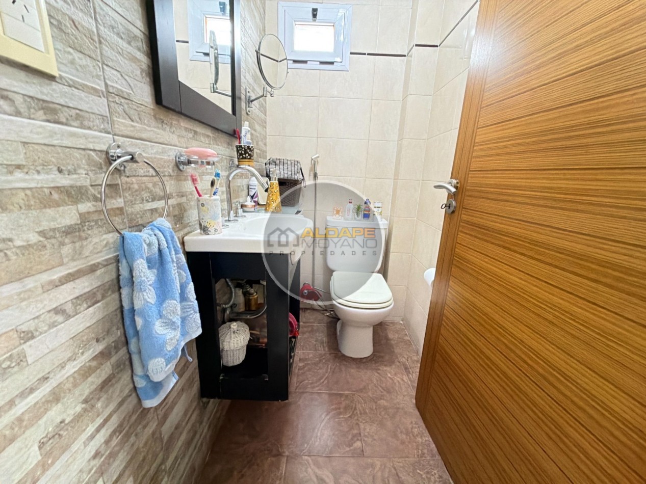 Se Vende PH, tres ambientes, con cochera (Liniers) Excelente