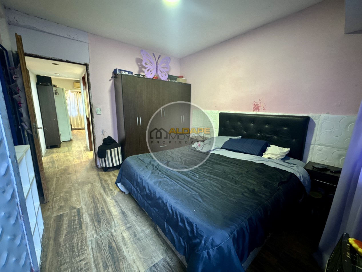 Se Vende PH tres ambientes, contrafrente. Ciudadela