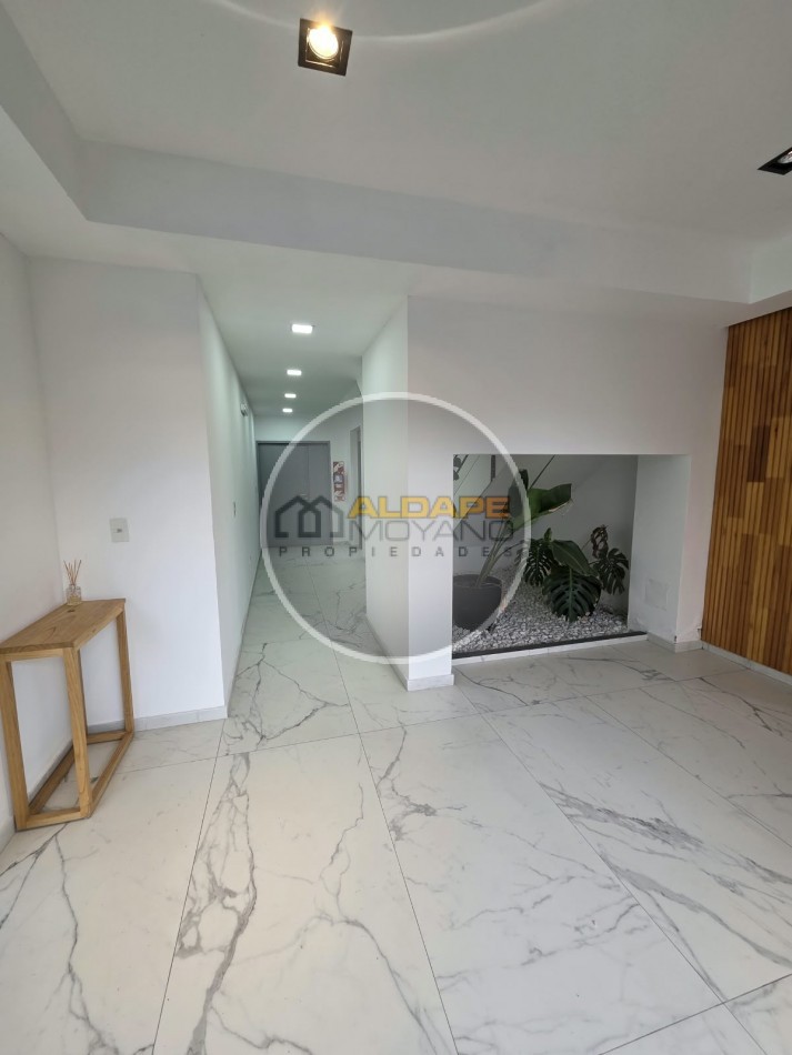 ALQUIER MONOAMBIENTE EN LINIERS