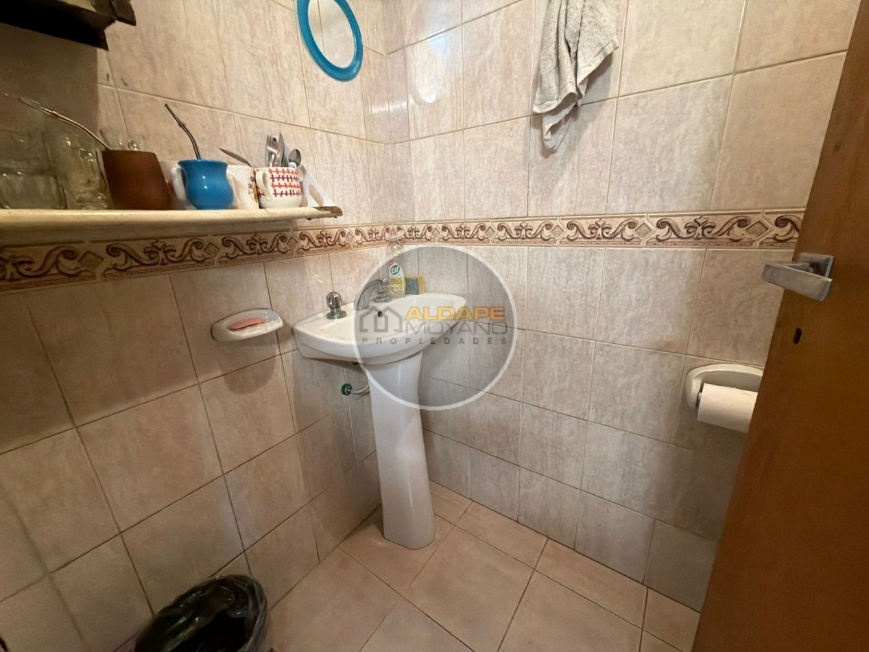 Se vende instalaciones para el Rubro Calzado, Oportunidad!! (villa lugano)
