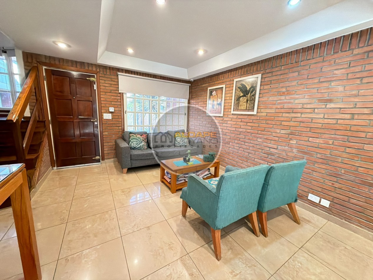 Se Vende Casa, cuatro amb, cochera doble, piscina (Monte Grande)