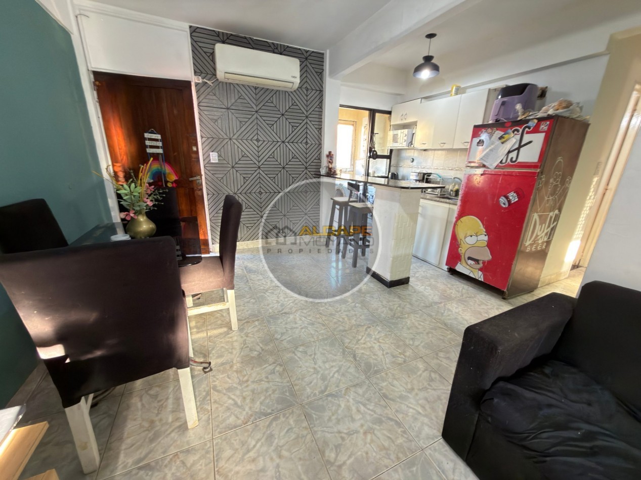 Se Vende Departamento tres ambientes (Barrio Macias)