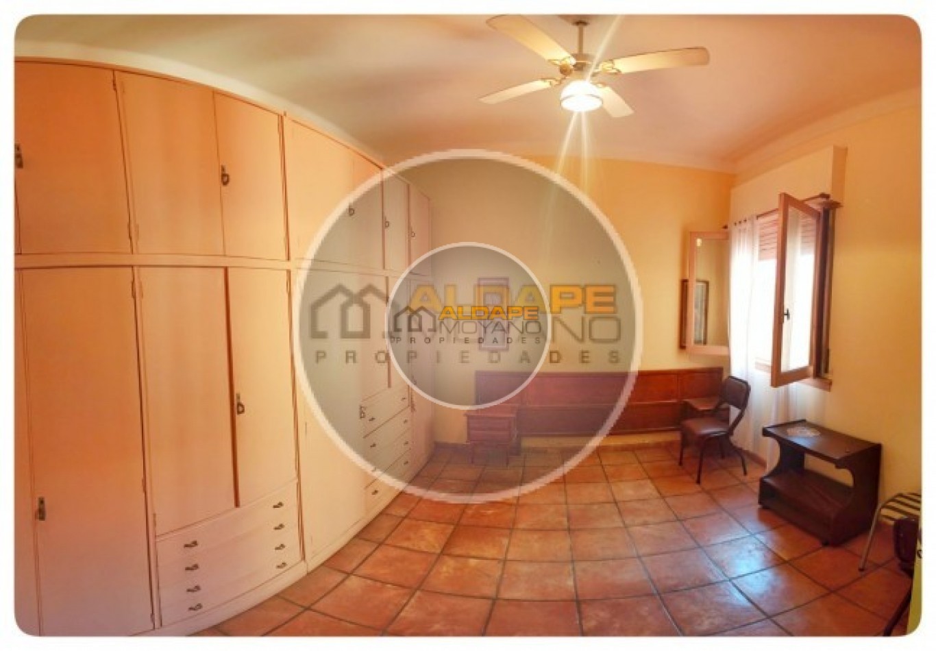 Se Vende Casa multifamiliar lote 8,66 x 24 mts Ramos Mejia, se acepta permuta