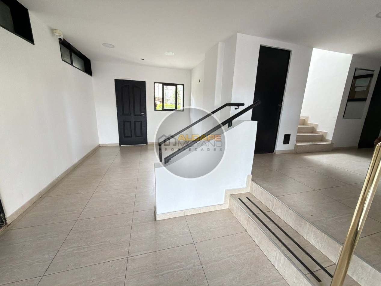 Se vende departamento tres amb. Edificio 2. Lugano 1 y 2