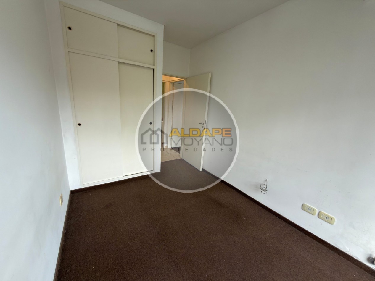 Se vende departamento tres amb, con cochera (Villa Lugano) apto credito