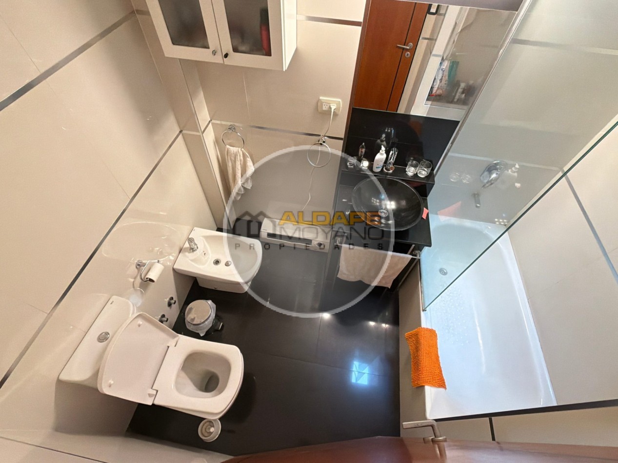 Se vende departamento tres ambientes (Liniers)