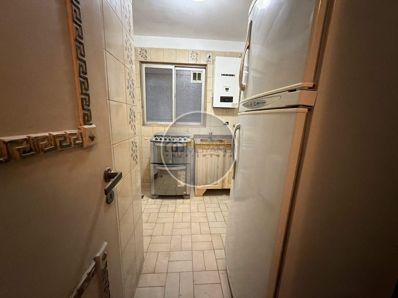 Se Vende Departamento tres amb. (Balvanera)