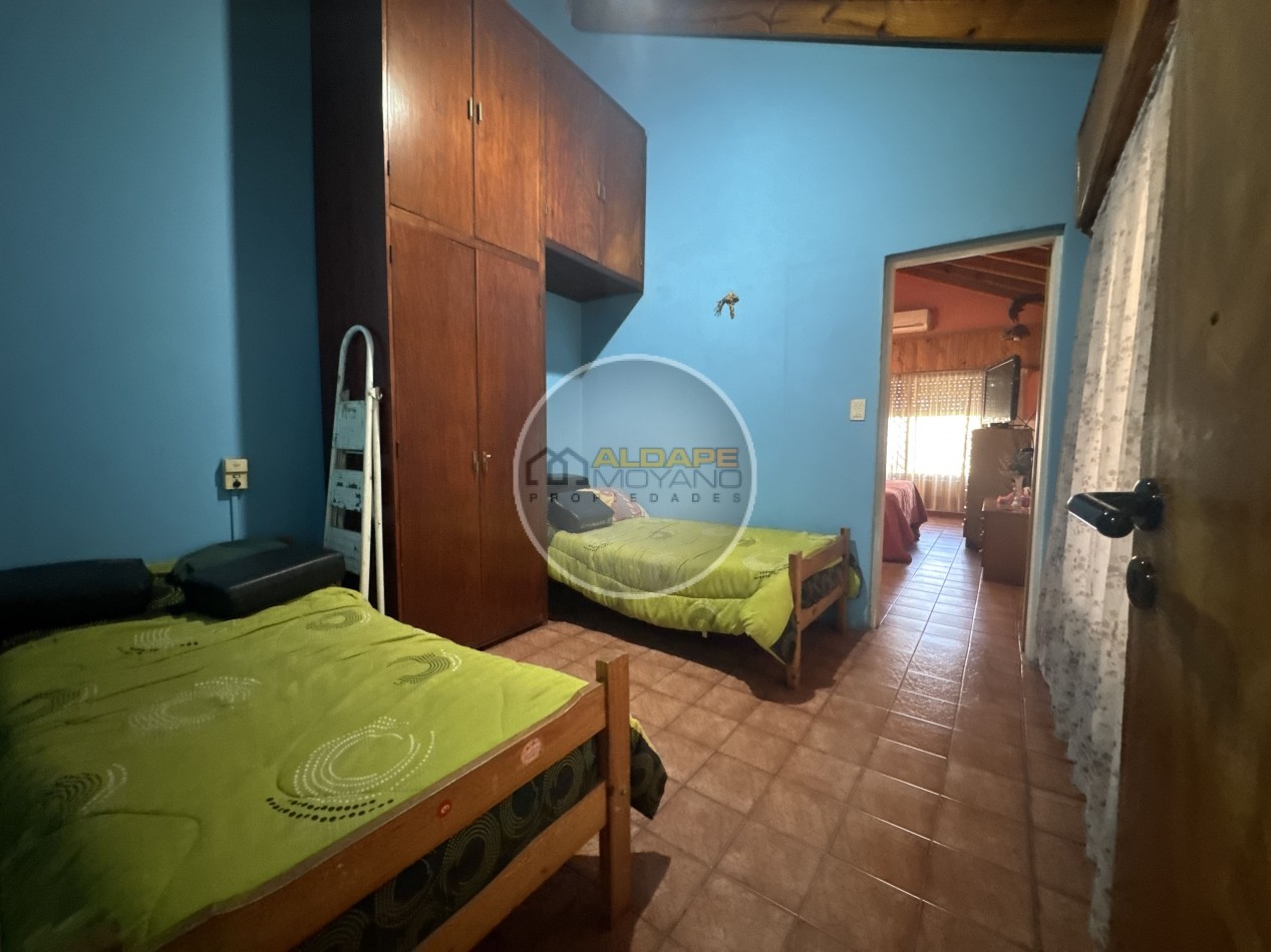 Se Vende Casa ideal multifamiliar, con piscina y garage (Tablada)
