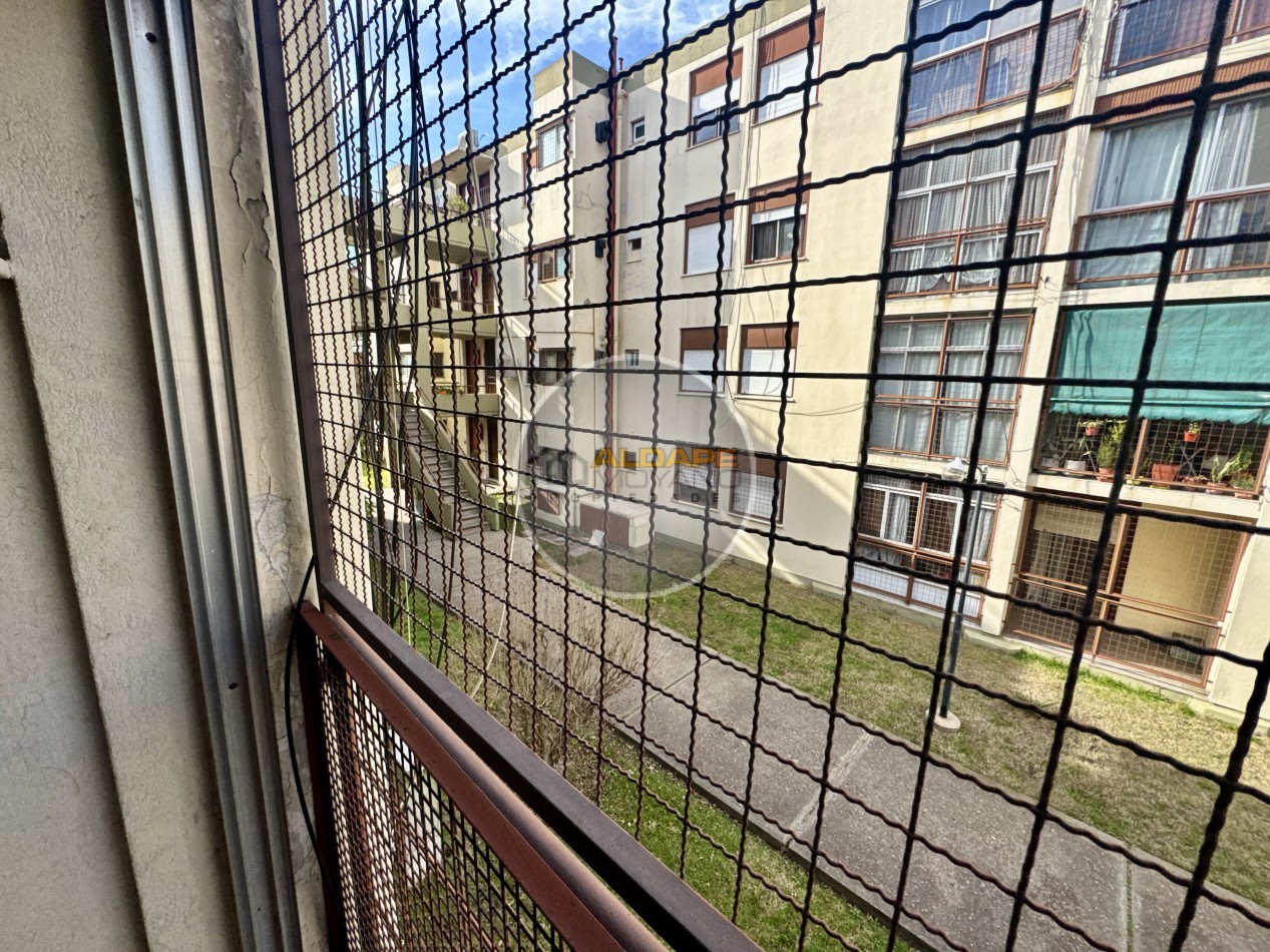 Se Vende Departamento tres amb (Barrio Macias - Villa Lugano)