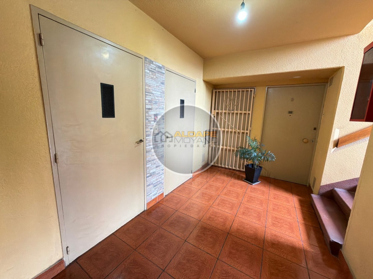 Se vende departamento tres amb. Edificio 2. Lugano 1 y 2