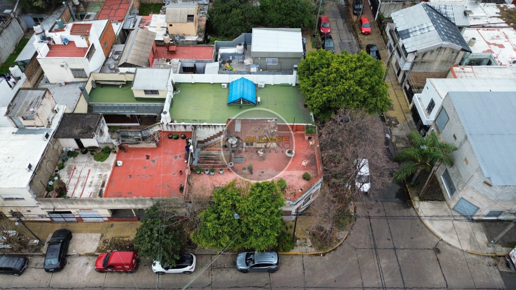 Se Vende Casa tres amb, cochera doble, A Reciclar!! (Ciudadela)