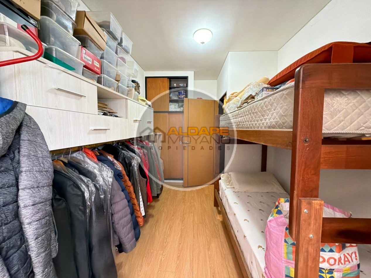 Se vende departamento tres ambientes (Liniers)