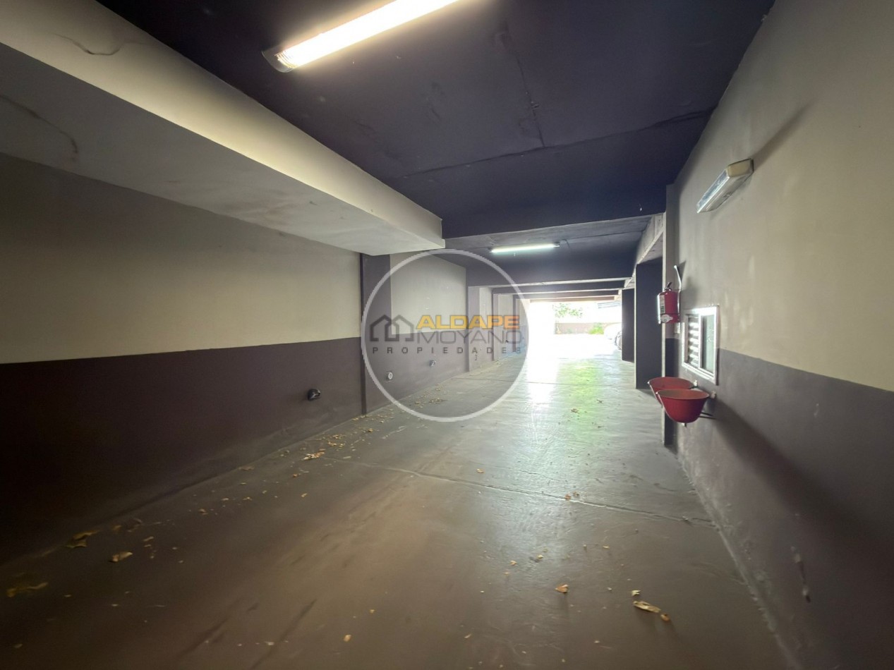 Se Vende Departamento dos amb con cochera (Villa Luro)