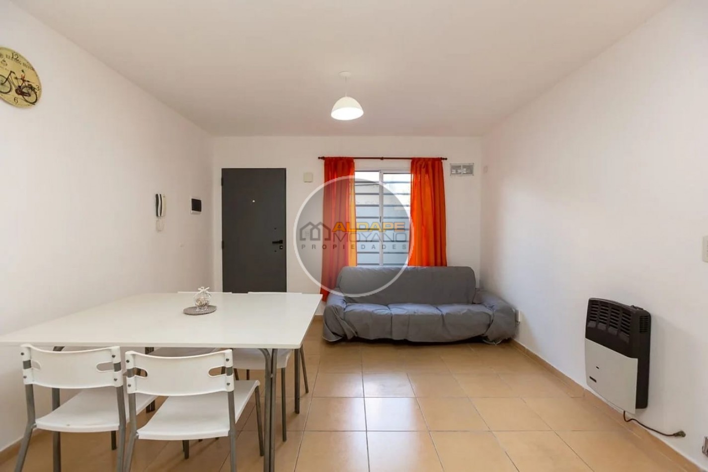 Se vende departamento dos ambientes con cochera (planta baja con cochera)