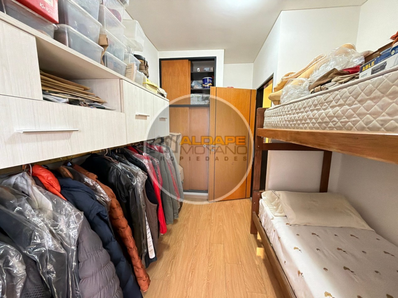 Se vende departamento tres ambientes (Liniers)