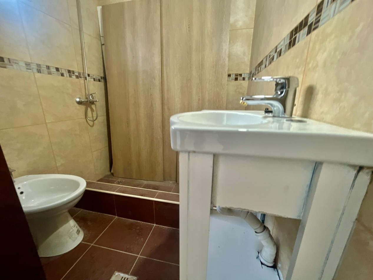 Se vende departamento cuatro amb, remodelado, con espacio aereo!!! Apto credito!!