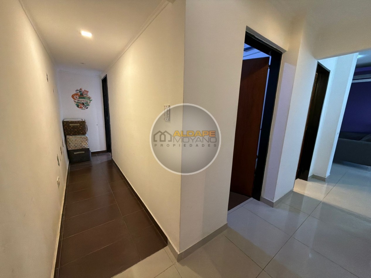 En Venta PH cuatro ambientes con cochera (Lomas del Mirador)