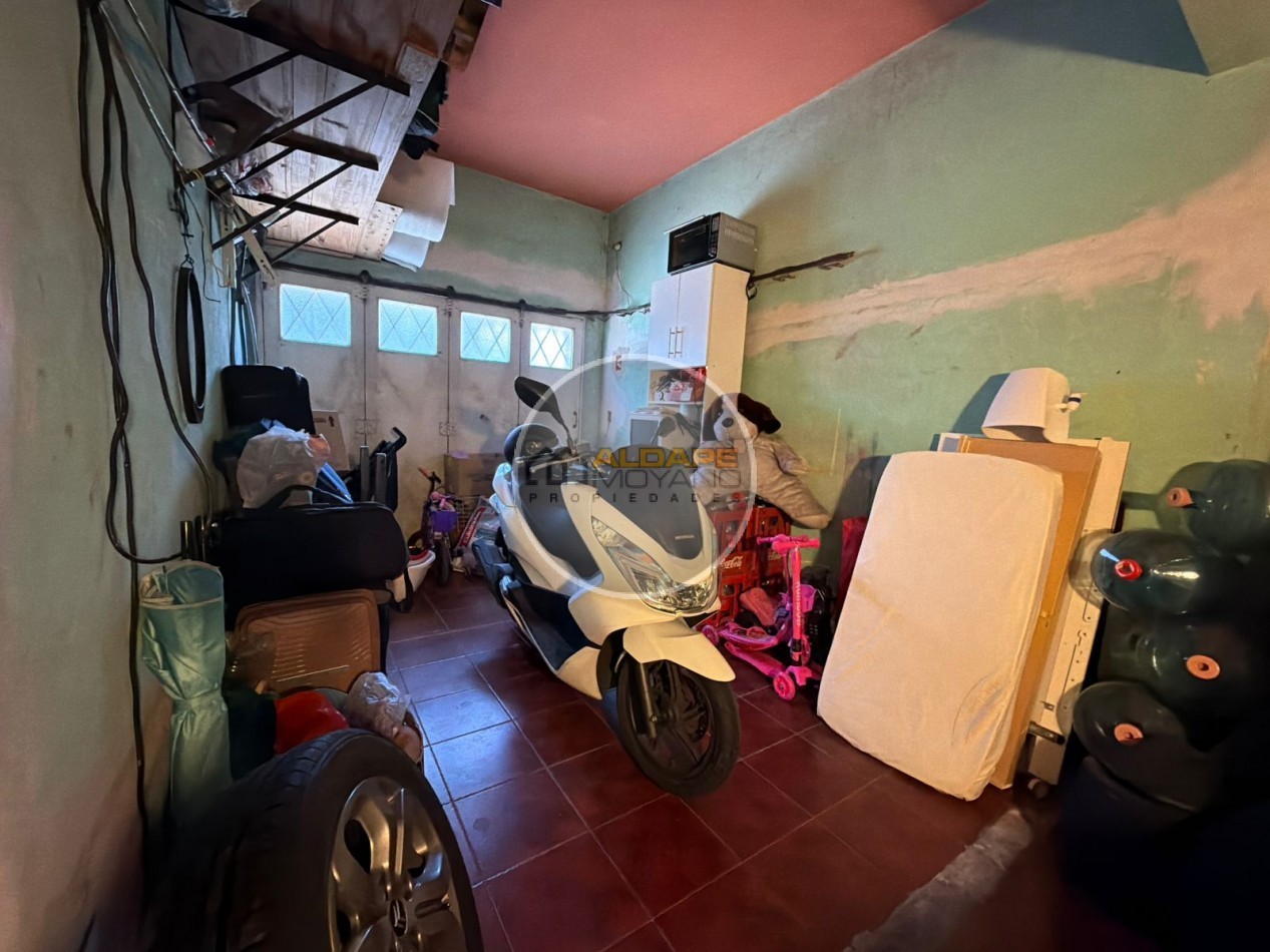 En Venta PH cuatro ambientes con cochera (Lomas del Mirador)