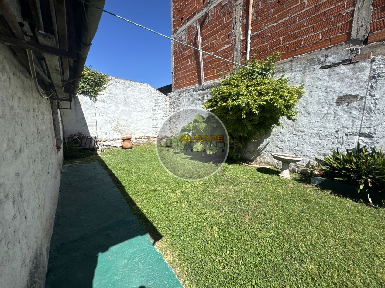 Se alquila Casa ideal multifamiliar, con piscina y garage (Tablada)