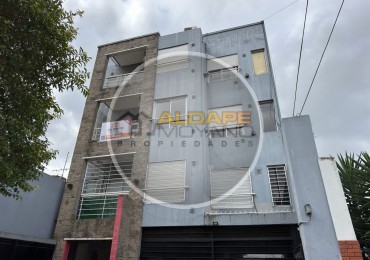 Se vende departamento tres amb, con cochera (Villa Lugano) apto credito