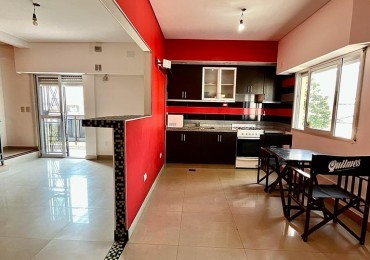 Se Vende Moderno PH tres ambientes, entrada independiente. Excelente!! (Mataderos)