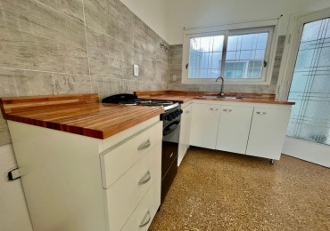 Se vende departamento cuatro amb, remodelado, con espacio aereo!!! Apto credito!!